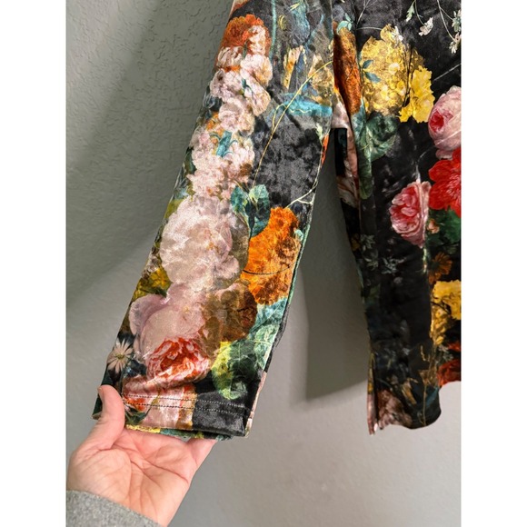 Calessa Tunic Top 1X Bright Floral black Velvet Burnout Stretch Boho Hippie - Picture 4 of 9